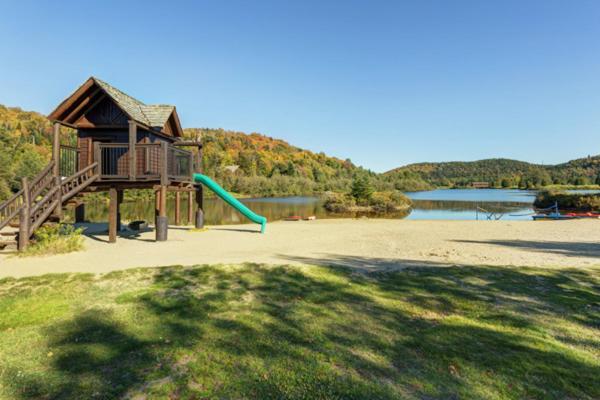 The Chic Shack - Golf, Ski, Spa Saint-Faustin Exterior photo